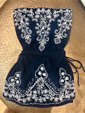 Arden B Navy Strapless Embroidered Top with White Floral Detail